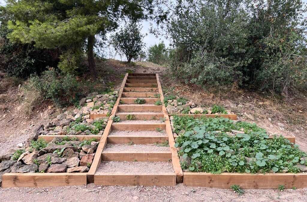 Escalera de madera en el Turonet de Can Bech